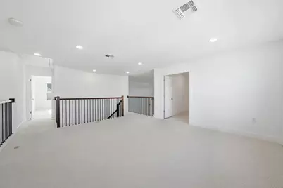 9500 Hamadryas Drive, Austin, TX 78744 - Photo 10