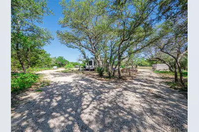 322 Maverick Way, Briggs, TX 78608 - Photo 14