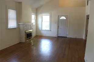 2826 Salado St, Austin, TX 78705 - Photo 8