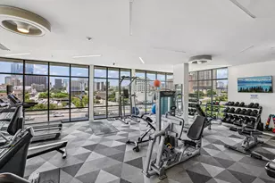 800 Embassy Dr, Austin, TX 78702 - Photo 18