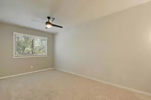 505 W 7th St, Austin, TX 78701 - Photo 12