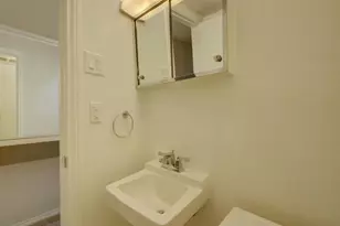 505 W 7th St, Austin, TX 78701 - Photo 14