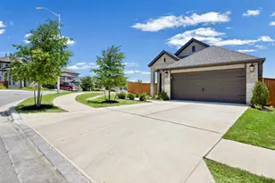 271 Reef Band Dr, Kyle, TX 78640 - Photo 2