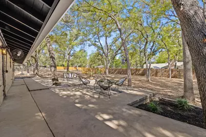 2008 Matthews Lane, Austin, TX 78745 - Photo 6