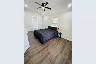 617 Persimmon Street, Lockhart, TX 78644 - Photo 8