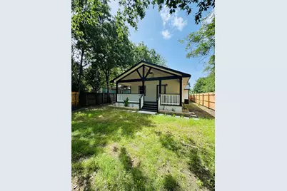 617 Persimmon Street, Lockhart, TX 78644 - Photo 16