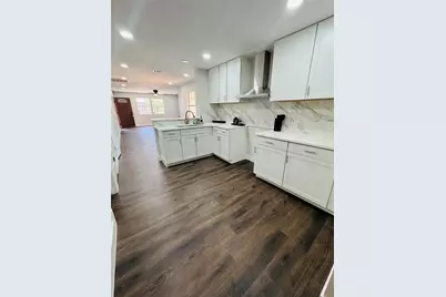 617 Persimmon Street, Lockhart, TX 78644 - Photo 6