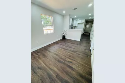617 Persimmon Street, Lockhart, TX 78644 - Photo 4