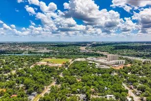 1409 E Cesar Chavez Blvd, Austin, TX 78702 - Photo 10