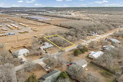 352 Keanahalululu Lane, Bastrop, TX 78602 - Photo 12