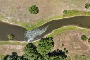 7835 Berger Rd, Schulenburg, TX 78956 - Photo 34