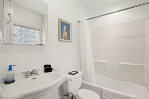 1406 Summit St, Austin, TX 78741 - Photo 10