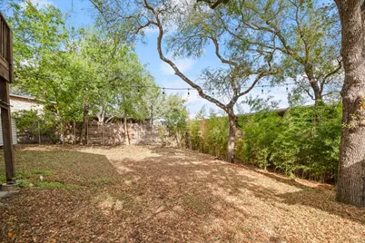 1406 Summit Street, Austin, TX 78741 - Photo 24