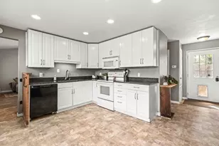 11004 Elm St, Jonestown, TX 78645 - Photo 16