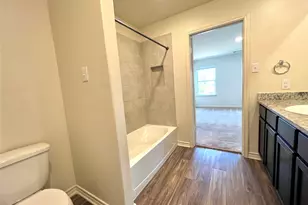 113 Sunnymeade Ln, Jarrell, TX 76537 - Photo 18