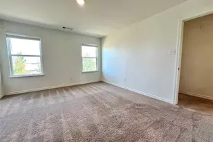 113 Sunnymeade Ln, Jarrell, TX 76537 - Photo 16