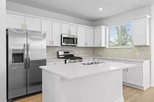 2208B Cornfield Dr, Pflugerville, TX 78660 - Photo 4