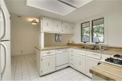 11616 Elk Park Trail, Austin, TX 78759 - Photo 6