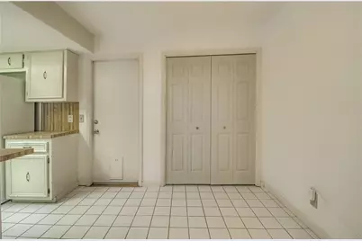 11616 Elk Park Trail, Austin, TX 78759 - Photo 10