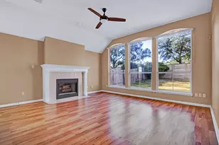 1901 Dapplegrey Ln, Austin, TX 78727 - Photo 18