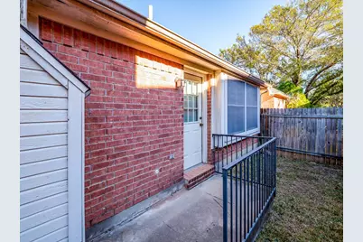 1901 Dapplegrey Lane, Austin, TX 78727 - Photo 30