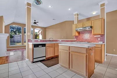 1901 Dapplegrey Lane, Austin, TX 78727 - Photo 20