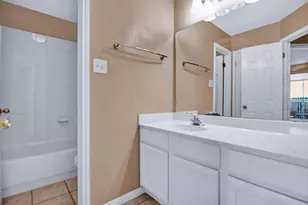 1901 Dapplegrey Ln, Austin, TX 78727 - Photo 6