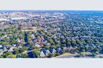 1901 Dapplegrey Lane, Austin, TX 78727 - Photo 2