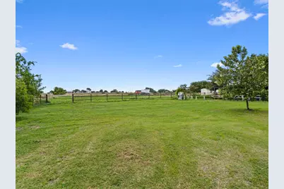 150 Evangeline Lane, Hutto, TX 78634 - Photo 16
