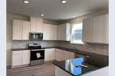 6417 Wagon Spring Street, Del Valle, TX 78617 - Photo 20