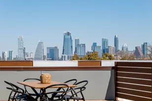 2209 S 1st St, Austin, TX 78704 - Photo 2