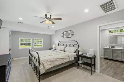 1104 W 7th Street, Taylor, TX 76574 - Photo 8