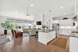 2407 Skywalk Ln, Spicewood, TX 78669 - Photo 4