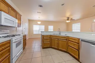 2928 Thrushwood Dr, Austin, TX 78757 - Photo 6