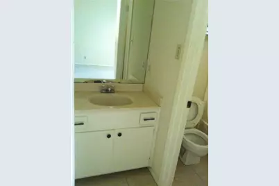 619 W 37th Street #101, Austin, TX 78705 - Photo 6