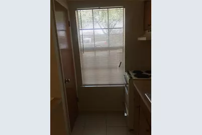 619 W 37th Street #101, Austin, TX 78705 - Photo 4