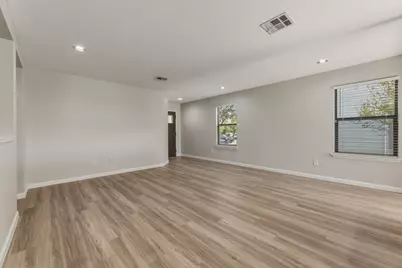 4209 Glacier Point Cove, Taylor, TX 76574 - Photo 6