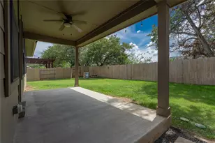 146 Red Granite Dr, Dripping Springs, TX 78620 - Photo 22
