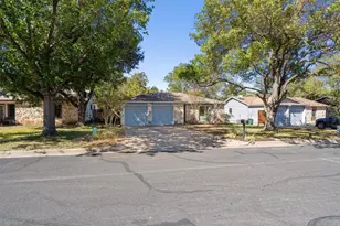 7900 Clydesdale Dr, Austin, TX 78745 - Photo 2