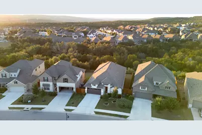 7804 Pace Ravine Drive, Lago Vista, TX 78645 - Photo 30