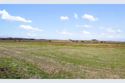 700 County Road 466, Elgin, TX 78621 - Photo 18