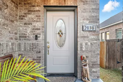 2838 High Castle Lane, San Antonio, TX 78245 - Photo 6