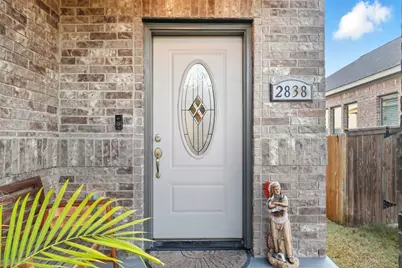 2838 High Castle Lane, San Antonio, TX 78245 - Photo 6