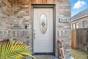 2838 High Castle Ln, San Antonio, TX 78245 - Photo 6