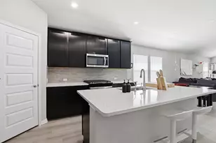 12206 Purple Prairie Ln, Buda, TX 78610 - Photo 4