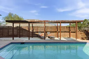 10609 Skyflower Dr, Austin, TX 78759 - Photo 2