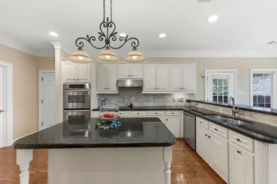 10609 Skyflower Drive, Austin, TX 78759 - Photo 8