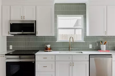 3105 Jeanette Court, Austin, TX 78745 - Photo 18