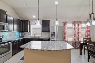 102 N Pasture Cove, Hutto, TX 78634 - Photo 4