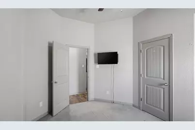 102 N Pasture Cove, Hutto, TX 78634 - Photo 18